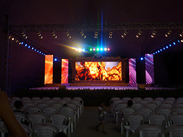 浙江溫嶺演出P5全彩LED顯示屏由上海智彩科技定制 浙江溫嶺演出P5全彩LED顯示屏由上海智彩科技定制